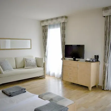 Otel Luise 4*